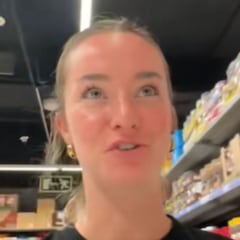 El ruego de una estadounidense en un supermercado a todas las personas que viven en España: “No camines, corre”