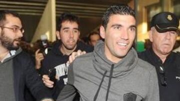 <strong>REYES, PRESENTADO.</strong>