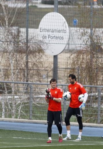 Casillas y Diego López durante un entrenamiento.