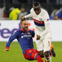 Diakhaby, un central de músculo que empezó jugando de '9'