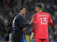 SAN DIEGO, CALIFORNIA - NOVEMBER 29: Mikey Varas, Head Coach of the San Diego FC, speaks with Pablo Sisniega #13 during the Audi 2025 MLS Cup western conference final match between San Diego FC and Vancouver Whitecaps FC at Snapdragon Stadium on November 29, 2025 in San Diego, California. Orlando Ramirez/Getty Images/AFP (Photo by Orlando Ramirez / GETTY IMAGES NORTH AMERICA / Getty Images via AFP)