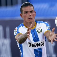 Granada y Osasuna se interesan en Jonathan Silva