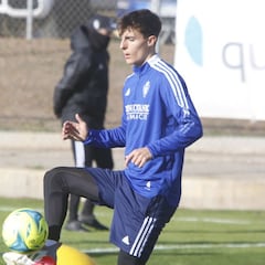 James Igbekeme y Francés regresan a los entrenamientos