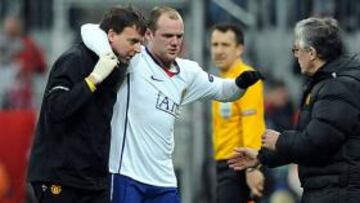 Rooney podría estar un mes de baja