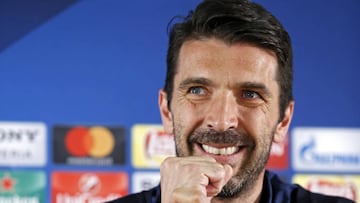 Buffon: "El vestuario apostó a que no iba encajar ante el Barça"