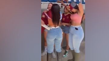 Cuando llevas una camiseta en son de paz y te obligan a quitártela: esto pasó en el Venezuela-Argentina