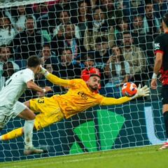 Leo Román acumula escaparates