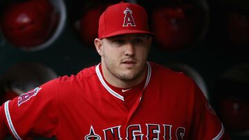 Trout fue desactivado el 18 de mayo por una lesi&oacute;n en la pantorrilla y aunque se especul&oacute; que no jugar&iacute;a dos meses, el jardinero sufri&oacute; una reca&iacute;da.