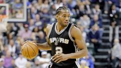 INDIANAPOLIS, IN - FEBRUARY 13: Kawhi Leonard #2 of the San Antonio Spurs dribbles the ball against the Indiana Pacers at Bankers Life Fieldhouse on February 13, 2017 in Indianapolis, Indiana. NOTE TO USER: User expressly acknowledges and agrees that, by downloading and or using this photograph, User is consenting to the terms and conditions of the Getty Images License Agreement   Andy Lyons/Getty Images/AFP
 == FOR NEWSPAPERS, INTERNET, TELCOS &amp; TELEVISION USE ONLY ==