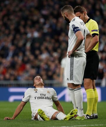 Lucas Vázquez se lesionó en el minuto 27.