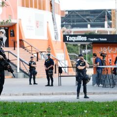 700 policías y medidas extremas para entrar a La Fonteta