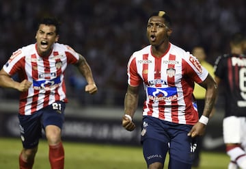 Junior y Atlético Paranaense empataron 1-1 en el estadio Metropolitano. Barranquilla gozó con los primeros 90 minutos de la final de Copa Sudamericana.