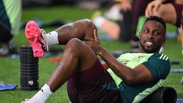 Julián Quiñones responde a sus críticos: “No saben de futbol”