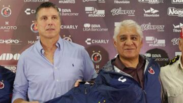 Veracruz presenta a Robert Dante Siboldi como su director técnico