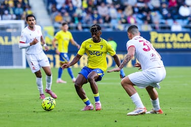 Aprobados y suspensos del Cádiz: repaso cultural y futbolístico