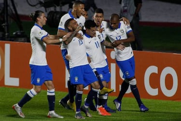 PSG make contact with Coutinho