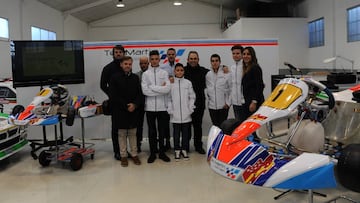 De izquierda a derecha: De Villota, Aviñó, Dubón, Moya, Carol, Pintos, Teo Martín, García, Van der Laan y De Miguel.