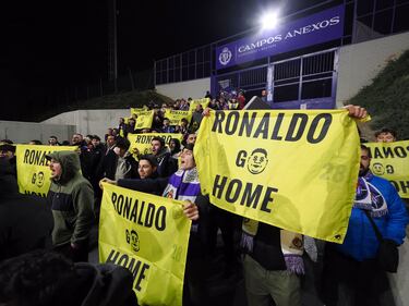 Billetes de 500 con la cara de Ronaldo ante el Barcelona
