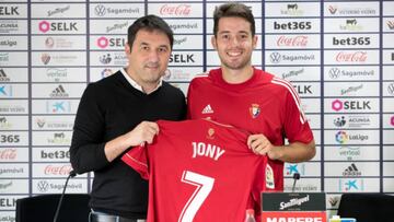 Jony presentado como nuevo jugador del Osasuna 