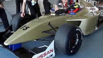 <B>MINI FÓRMULA 1.</B> Las Series Mundiales Telefónica, han comenzado a rodar. En la sesión de entrenamientos colectivos en el circuito del Jarama, el francés Montagny ha sido el más rápido.