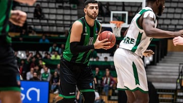 Kerem Kanter, #11 player of Joventut Badalona from Turkey, in action during the ULEB EuroCup  Group C match between  Joventut Badalona and Nantarre 92 on November 06, 2019 at Palau Olimpic de Badalona, in Badalona, Spain.
 
 
 06/11/2019 ONLY FOR USE IN SPAIN