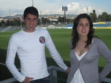 Fran y Sara Mérida, en una entrevista en la Ciudad Deportiva Dani Jarque en 2013.