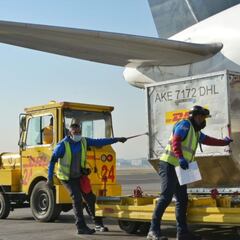 Llega a México el último embarque del año de vacunas contra el Covid-19