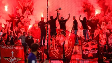 Spartak Moscow's supporters burn flares during the UEFA Champions League Group E football match between NK Maribor and FC Spartak Moscow at The Stadium Ljudski vrt in Maribor on September 13, 2017. / AFP PHOTO / Jure Makovec