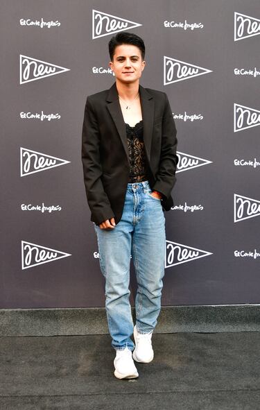 María Pérez posa en la alfombra roja de la la presentación de la nueva campaña del Corte Inglés 'New' en Madrid.
 
 
 