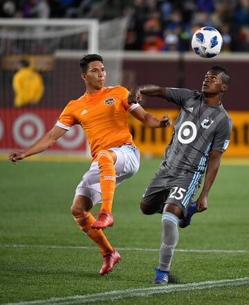 Llegó recientemente de las Águilas del América de México. Lo recibieron como una gran figura y apenas en unos partidos se ha ganado el cariño de la gente de Minnesota United.