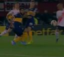 La imagen que no gustará a los hinchas de Boca: no hubo mano de De la Cruz y el VAR acertó