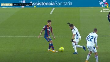 Coutinho se vuelve a lesionar: un giro de rodilla preocupante