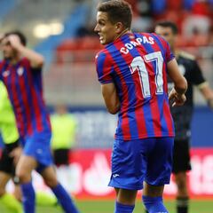 La Ponferradina despega y deja en tierra a un Eibar sin acierto