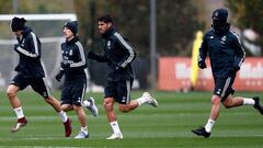 20/11/18 REAL MADRID ENTRENAMIENTO  CEBALLOS MODRIC ASENSIO
 FOTOS:REALMADRID.COM