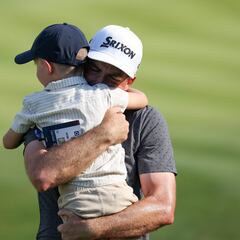 How much prize money did Keegan Bradley win at the 2023 Travelers Championship?