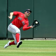 Adam Duvall wrist injury leaves Red Sox in a quandry