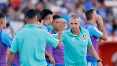 Álvarez relata el esfuerzo de un futbolista de la U: “Jugó medicado”