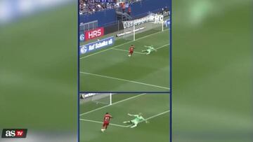 Karius cometió un insólito error, pero el delantero definió peor: ¡Gabriel Suazo lo sufrió!