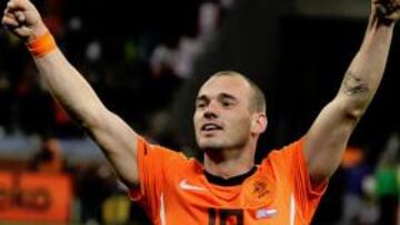 <b>EX MADRIDISTA. </b>Robben , que jugó en el Real madrid, conoce bien a los jugadores de la Selección española.