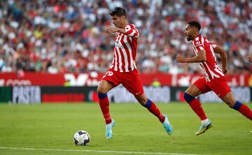 Álvaro Morata marca el 0-2 al Sevilla. 