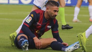 Kike M&aacute;rquez, durante el partido del Extremadura contra el Deportivo.