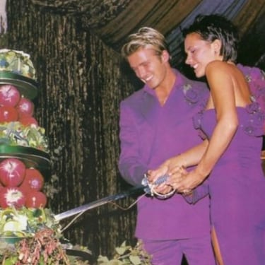 David Beckham con su mujer, Victoria, en una emotiva foto. 