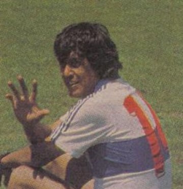 Leopoldo Vallejos: Portero de la década de los 60 y 70’ de la UC, formó parte del plantel campeón de 1966.