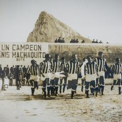 Arroyo, 24 penaltis y un trofeo: La Línea entre el Espanyol y la Balona