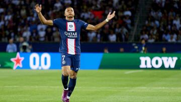 PARIS, FRANCE - SEPTEMBER 06: Kylian Mbappe of Paris Saint-Germain reacts during the UEFA Champions League group H match between Paris Saint-Germain and Juventus at Parc des Princes on September 06, 2022 in Paris, France. (Photo by Quality Sport Images/Getty Images)