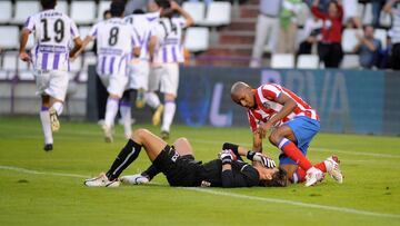 Marcó a Coupet el 1-0 en la temporada 2008-09.