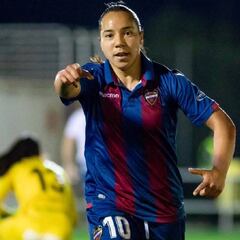 El Levante revive con sufrimiento ante el Granadilla