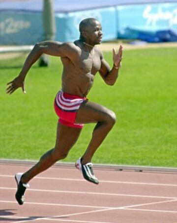 Atleta canadiense, el 27 de julio de 1996 en las Olimpiadas de Atlanta 1996, consiguió su mejor registro en los 100m con un tiempo de 9,84.