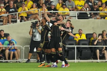 COLUMBUS, OHIO - AUGUST 25: Olivier Giroud #9 of Los Angeles FC celebrates a goal in the second half of the Leagues Cup 2024 Final against the Columbus Crew at Lower.com Field on August 25, 2024 in Columbus, Ohio.   Jason Mowry/Getty Images/AFP (Photo by Jason Mowry / GETTY IMAGES NORTH AMERICA / Getty Images via AFP)