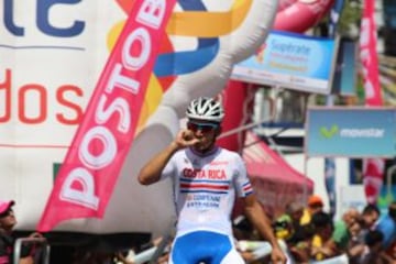 La Vuelta a Colombia sigue recorriendo las carreteras del país.